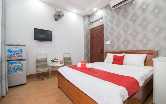 Reddoorz Plus @ Huynh Tan Phat