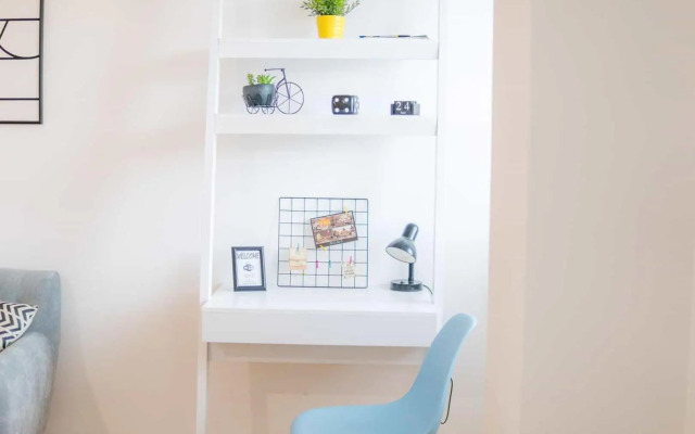 Stylish & Cozy Studio by Danailov Apartments