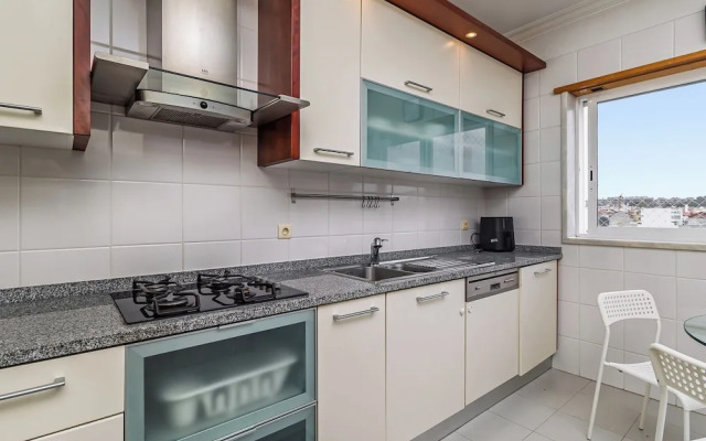 Stylish Stay in Lisbon-Scenic Views