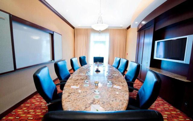 Courtyard by Marriott Mississauga - Airport Corporate Centre West