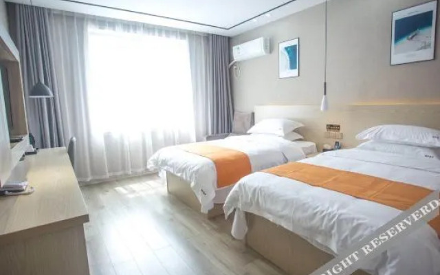 Tangerine Boutique Hotel