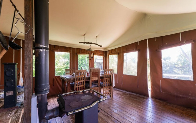 Unique, Comfortable Tent Houses on a Small Holiday Park a 5 Minute Walk From the sea