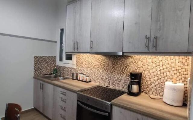 Apartment @Katehaki Metro