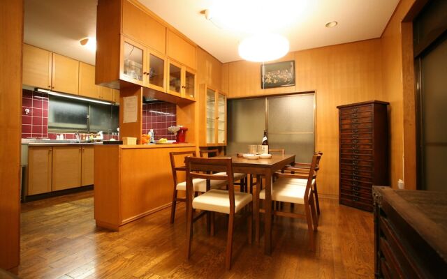 The Nest Ikebukuro House