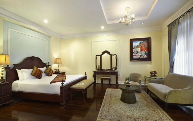 Villa Santi Hotel