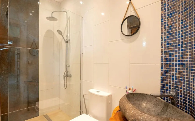 Bee Tree Villa in Corfu