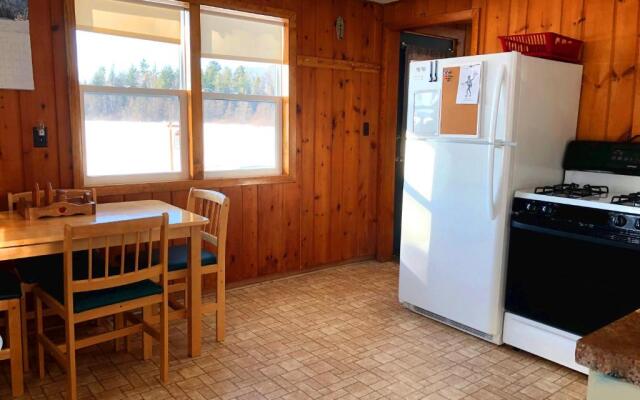 Buckskin Lake Resort - Kodiak Cabin