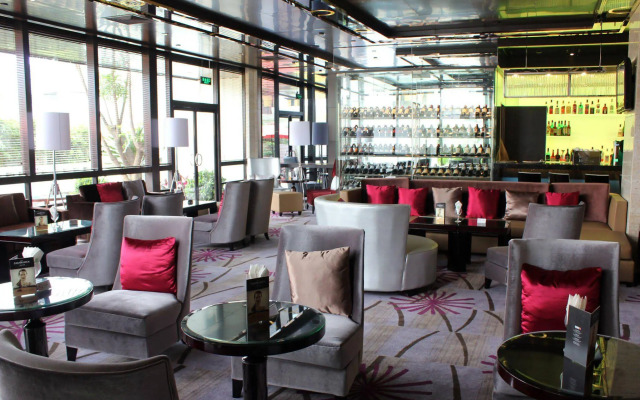 voco Guangzhou Shifu by IHG