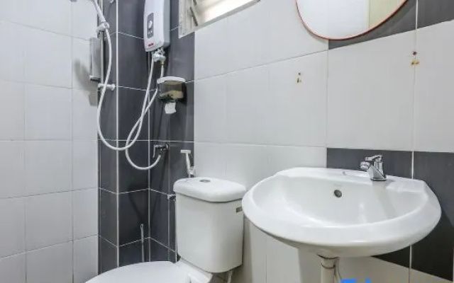 GOLDEN HILL – Brinchang (Near Night Market | Up to 16 Pax) – Bathroom – Brinchang