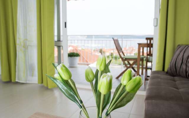 Apartment in Seget Donji With Terrace