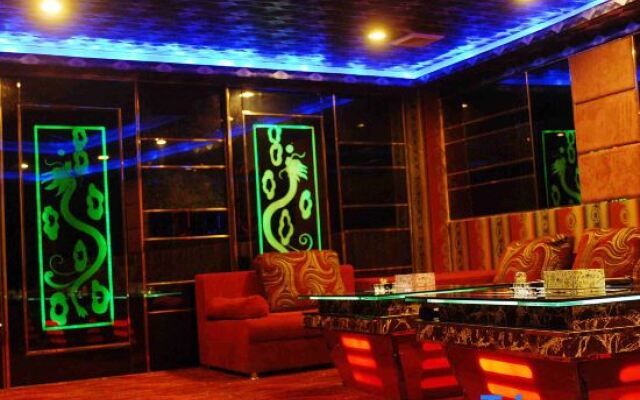 Hui Long Hotel