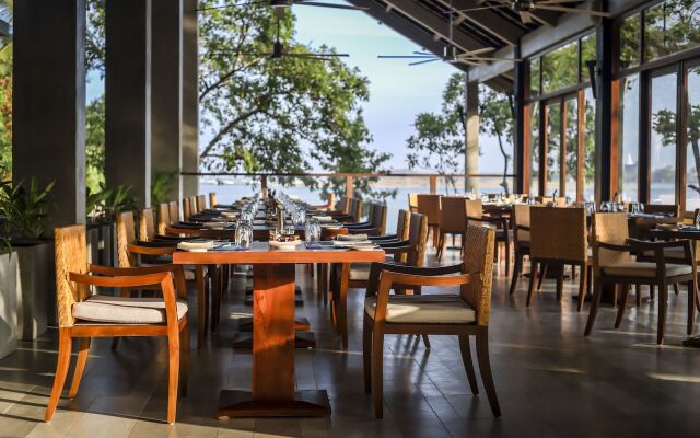 Anantara Kalutara Resort