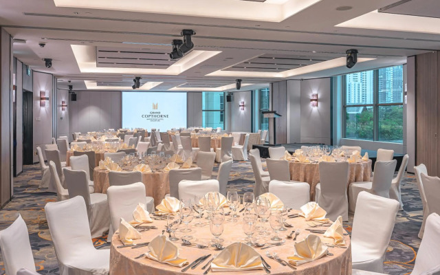 Grand Copthorne Waterfront