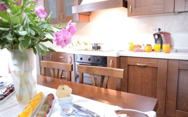 Aparthotel Luxury Ovidiu Mamaia