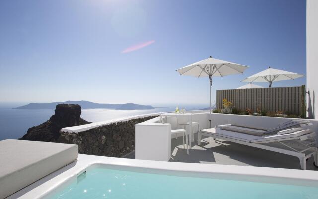 Grace Hotel, Auberge Collection