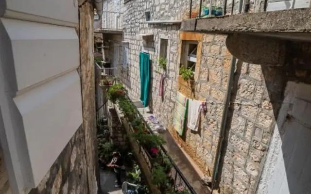Stone House Seaside Retreat on Brač Island
