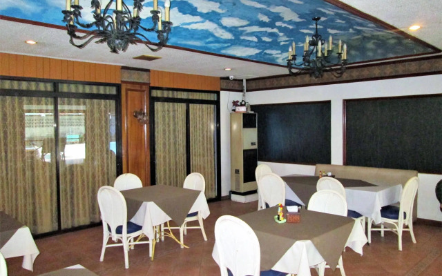 Discovery Hotel