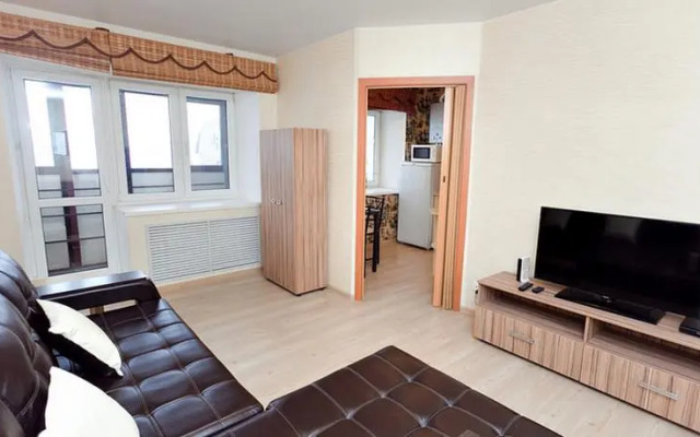 На Петербургской Улице