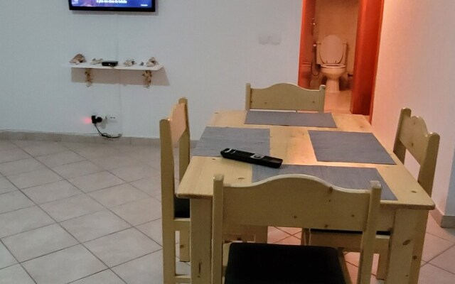 Impeccable 2-bed Apartment Located in Santa Maria