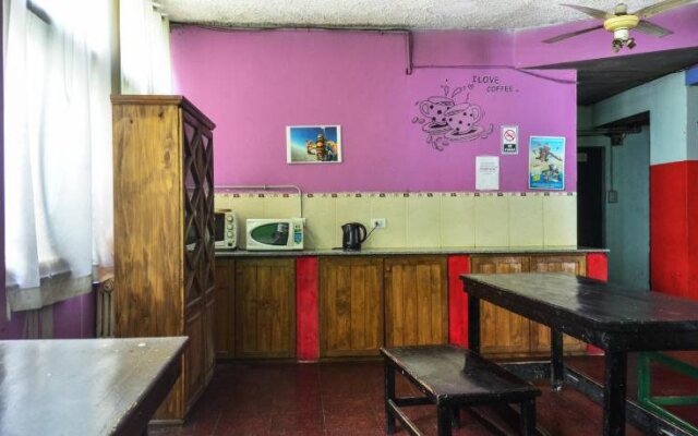 Malbec Plaza Hostel