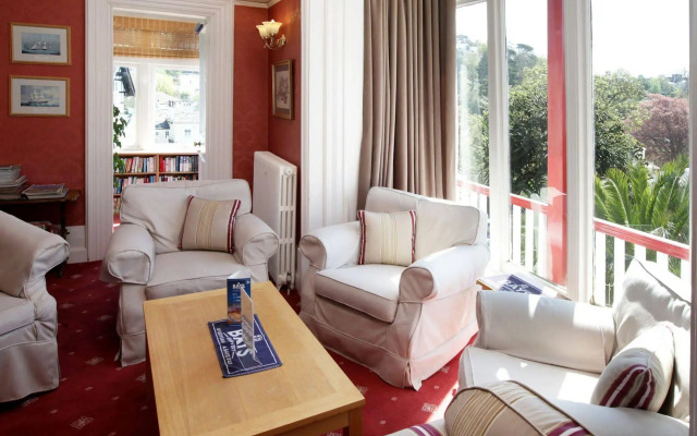 The Robin Hill Hotel
