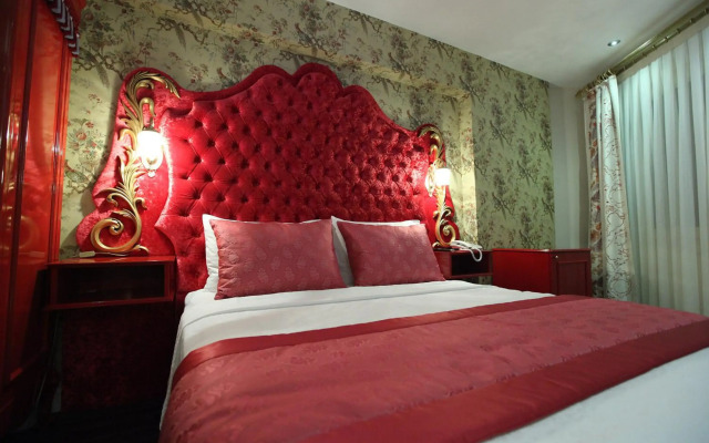 Desert Rose Resort