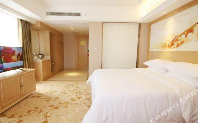 Vienna Hotel Chongqing Yongchuan High-Speed Railway Station