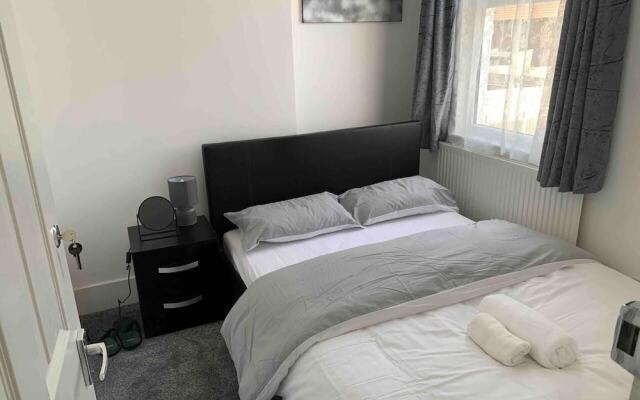 Modern 3bed Garden House in Croydon, London ,uk