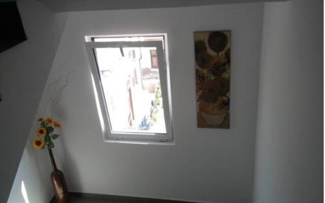 Krai Moreto Guest House