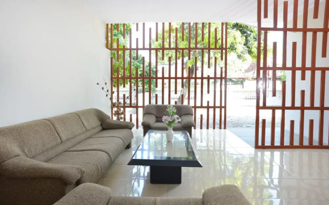 Oyo 743 Garden Guesthouse