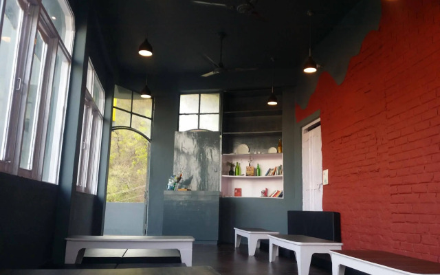Bunk Stay Rishikesh - Hostel