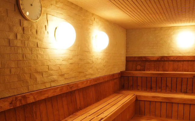UENO STATION HOSTEL ORIENTAL 2 - Cater to Men