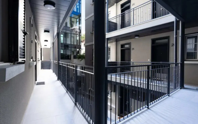 Sylvian Suites18-hosted by Sweetstay
