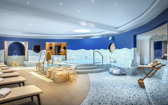 Valamar Diamant Hotel