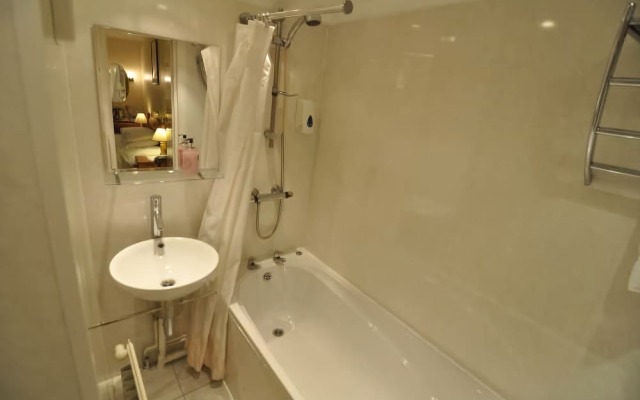 The Roundabout Hotel