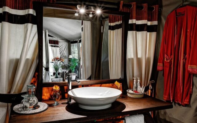 Mara Bush Camp - Private Wing