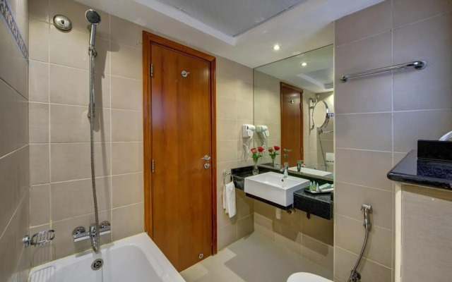 Richmond Greens Hotel