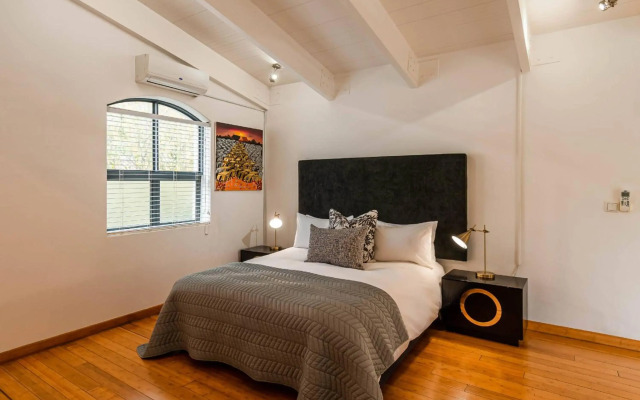 The Ivy Apartments