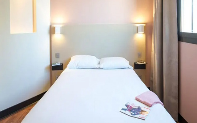 B&B HOTEL Marseille La Timone