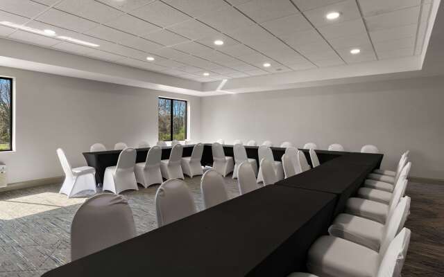 Comfort Inn & Suites Ashland – Richmond North