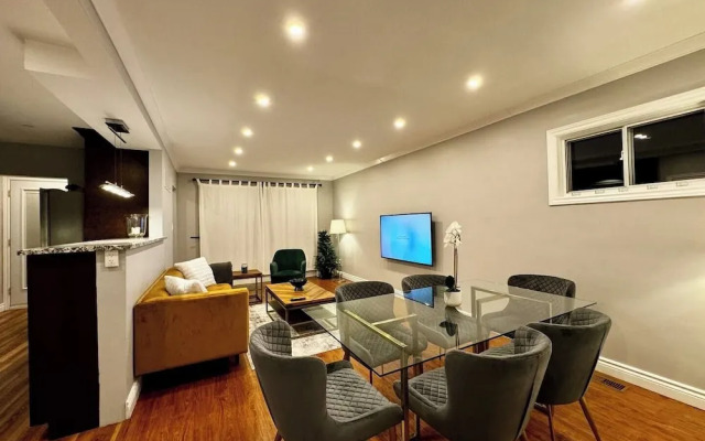 Chic Urban Oasis