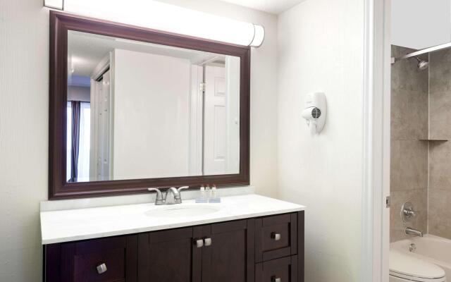 Hawthorn Suites Dallas Love Field