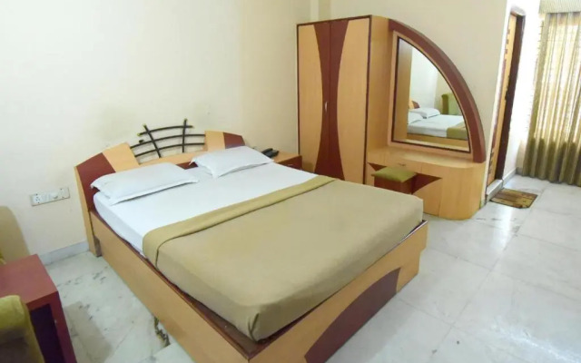 Hotel Shastri Paradise
