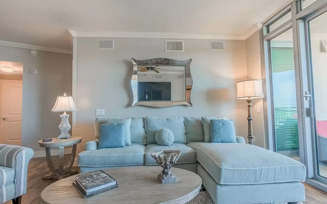 Palisade Palms Oceanfront Condo 5-star Amenities