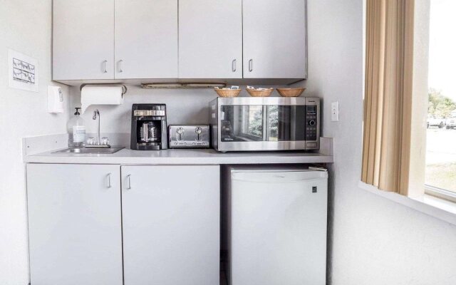 Americas Best Value Inn & Suites Provo