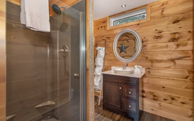 Birdsong by Jackson Mountain Rentals