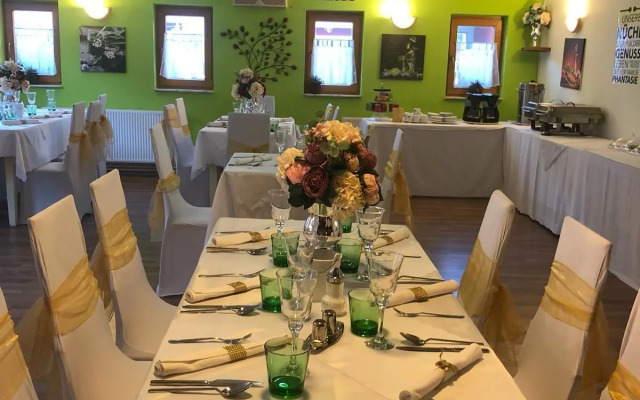 Taverna Kostalui Gasthof Pension
