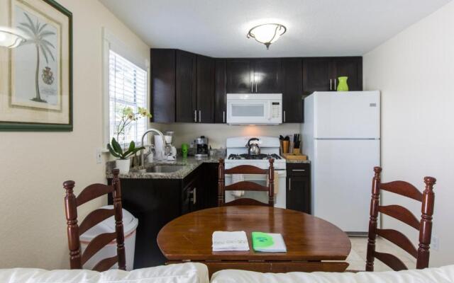 Tropical Garden Bungalow B