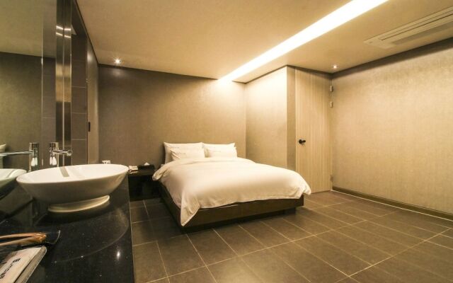 Haeundae Yeoubi Hotel