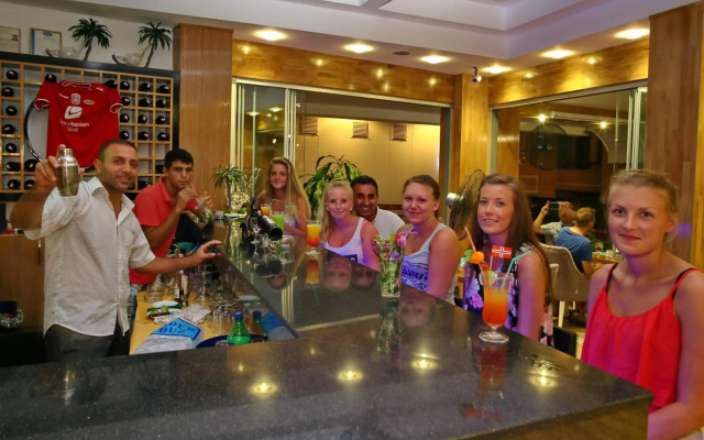 Magi Apart Hotel